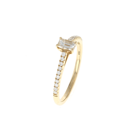Emerald Complete Engagement Ring (0.67CTW)